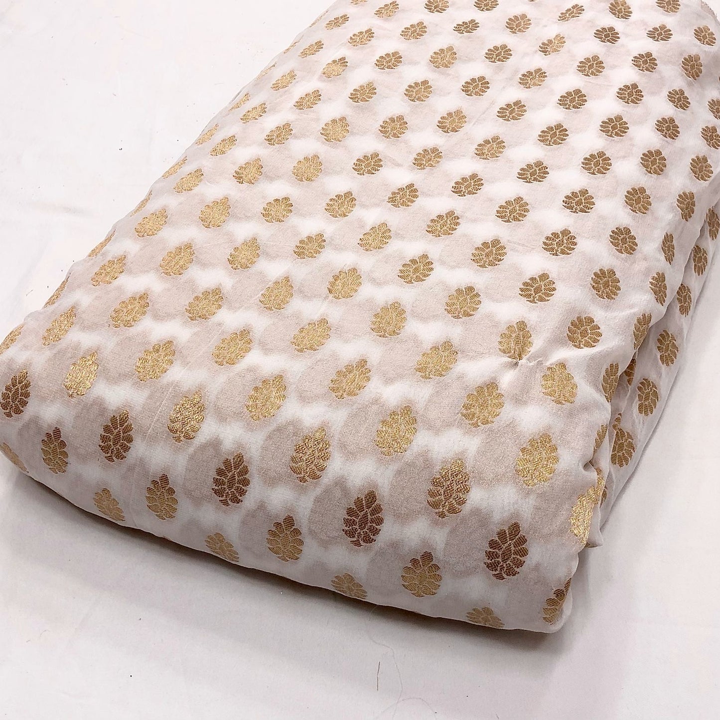 Georgette Buti Jacquard Dyeable