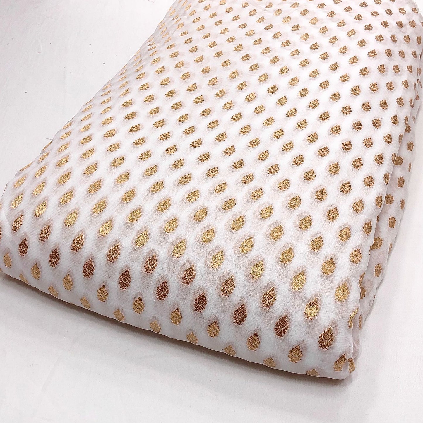 Georgette Buti Jacquard Dyeable