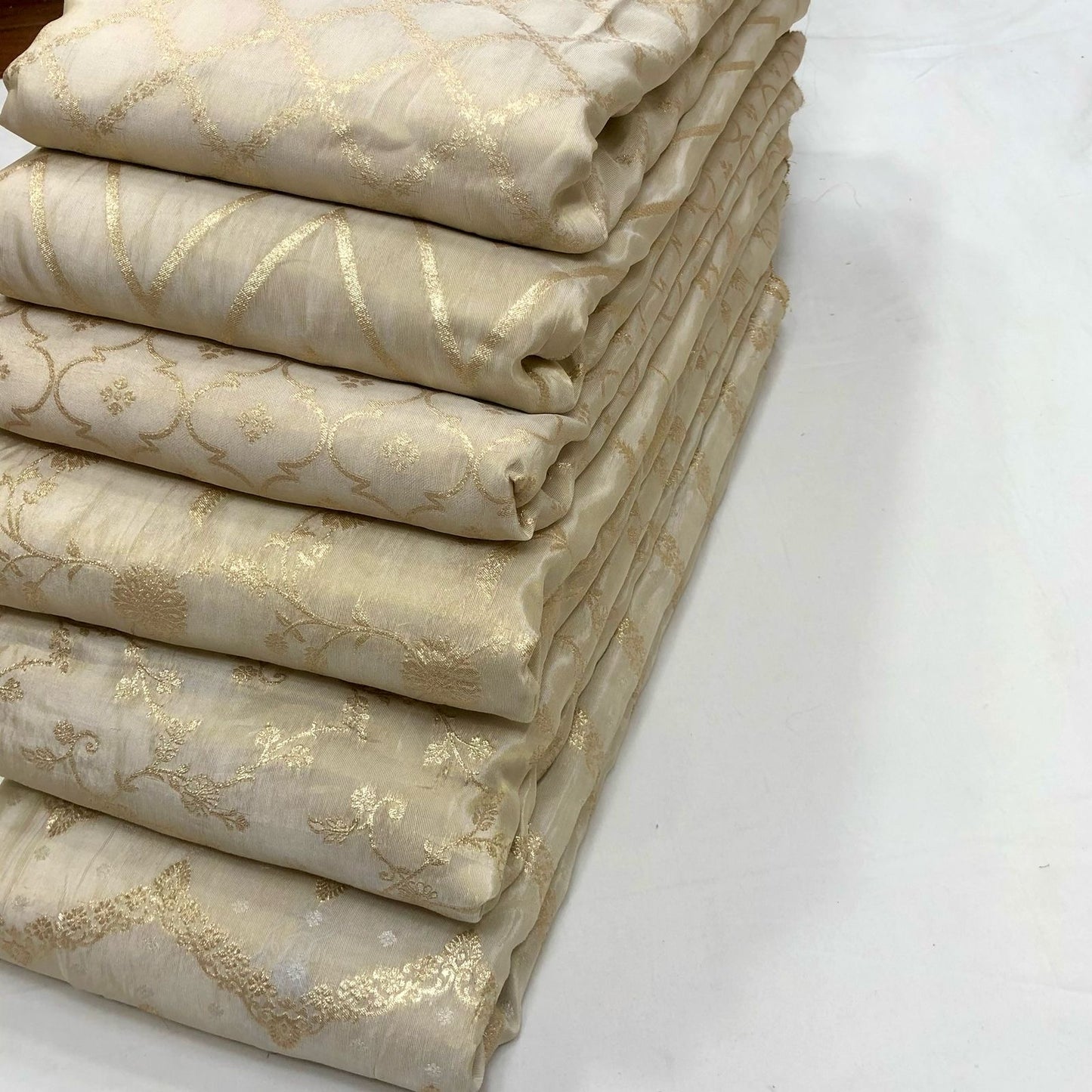 Pure Georgette Tissue Jacquard Dyeable