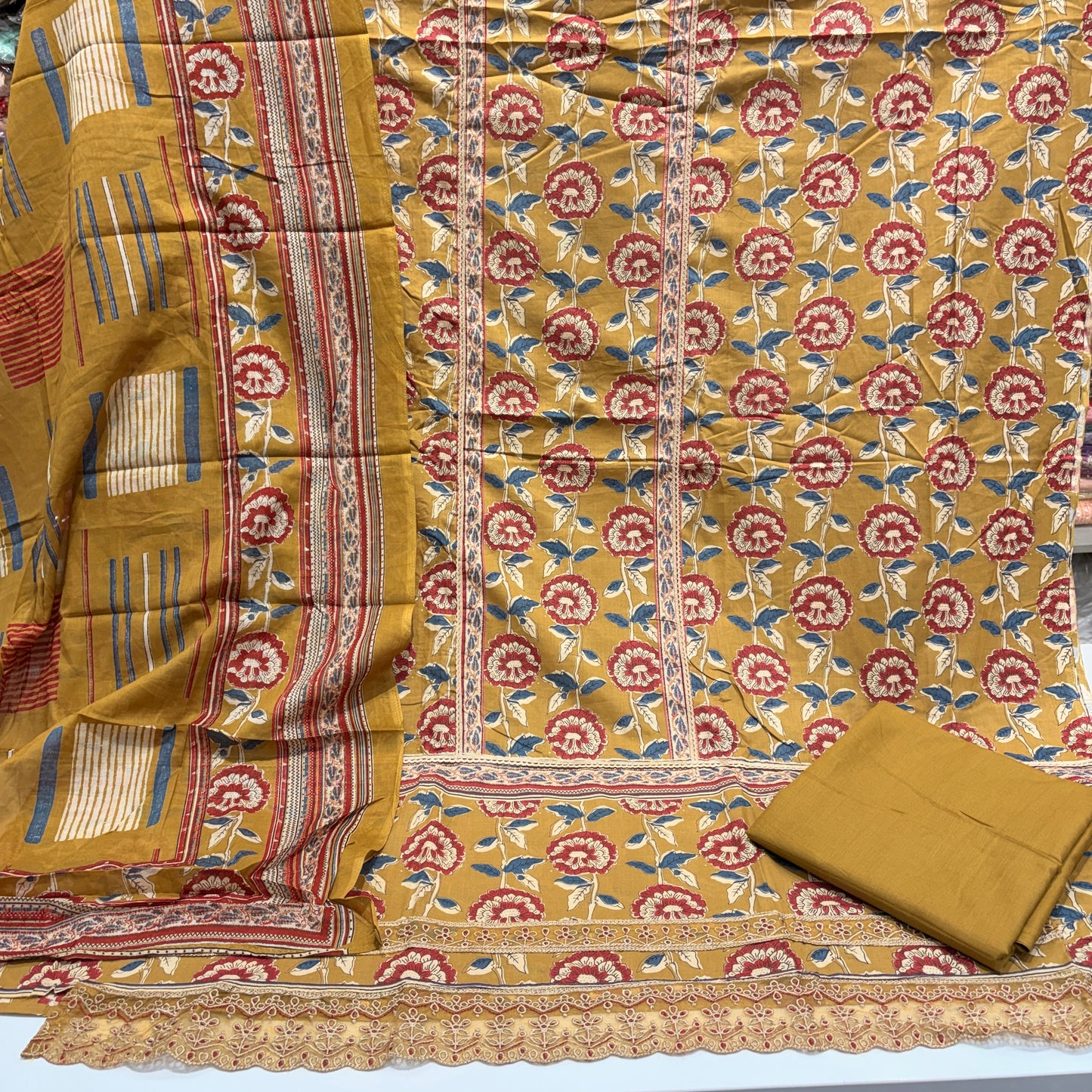 Pure Cotton Lacework Suit (Unstitched)