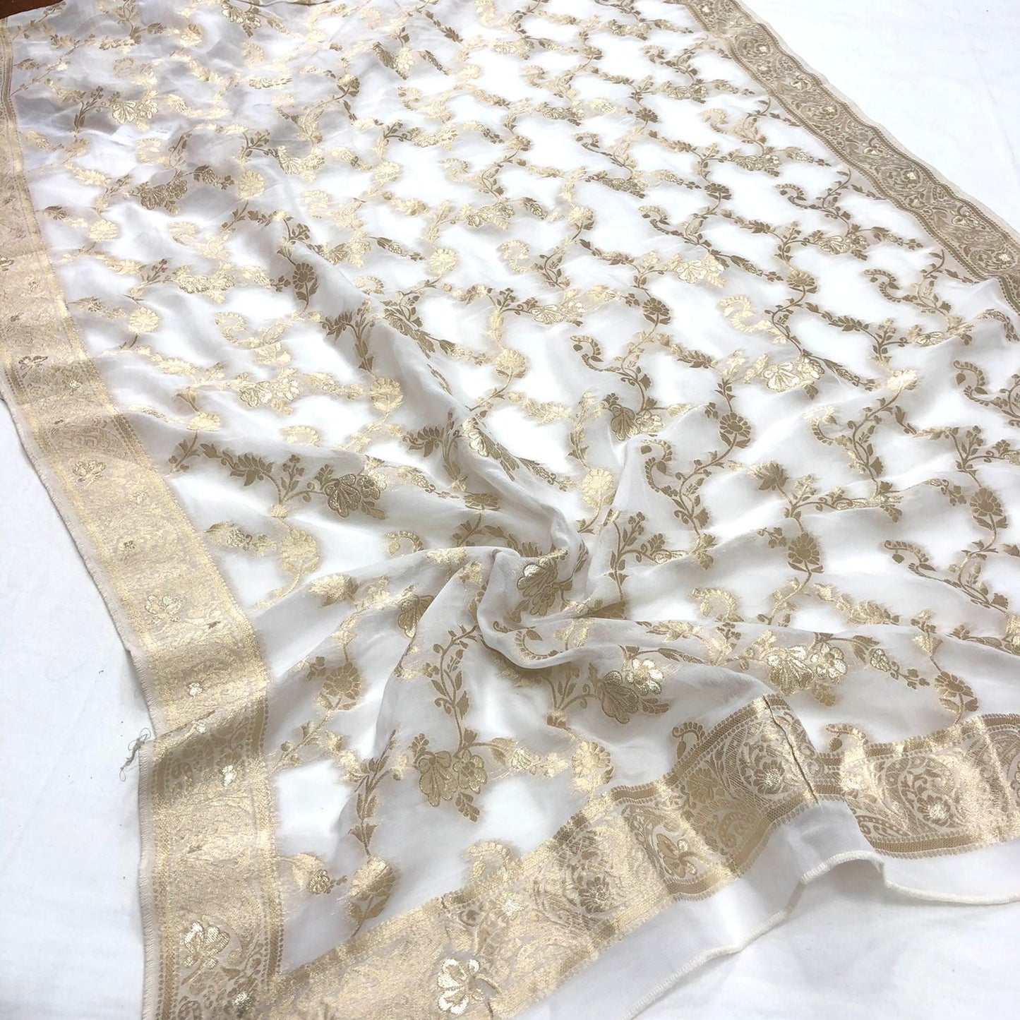 Pure Organza Jacquard Dupatta Dyeable