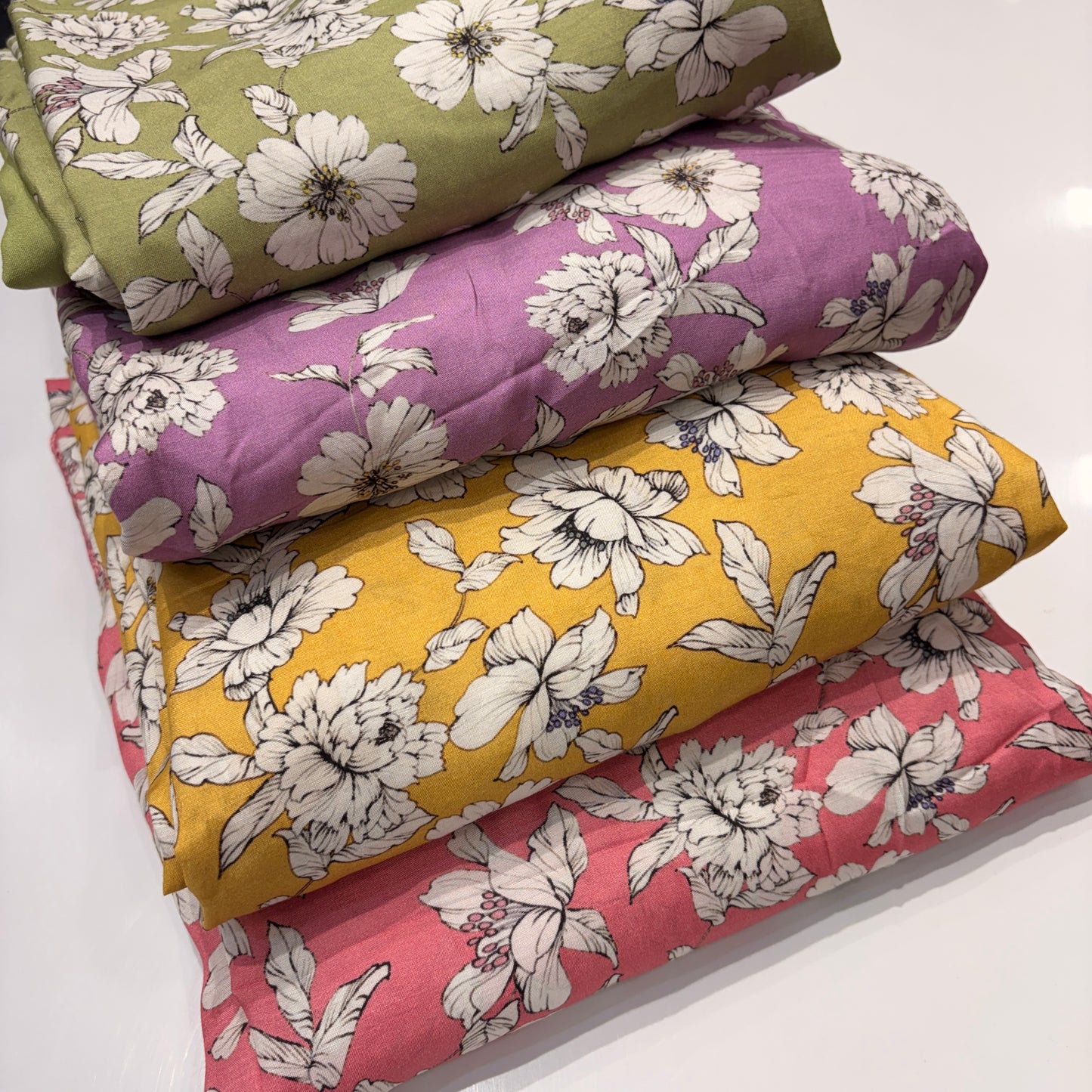 Pure Muslin Floral Unstitched Suit