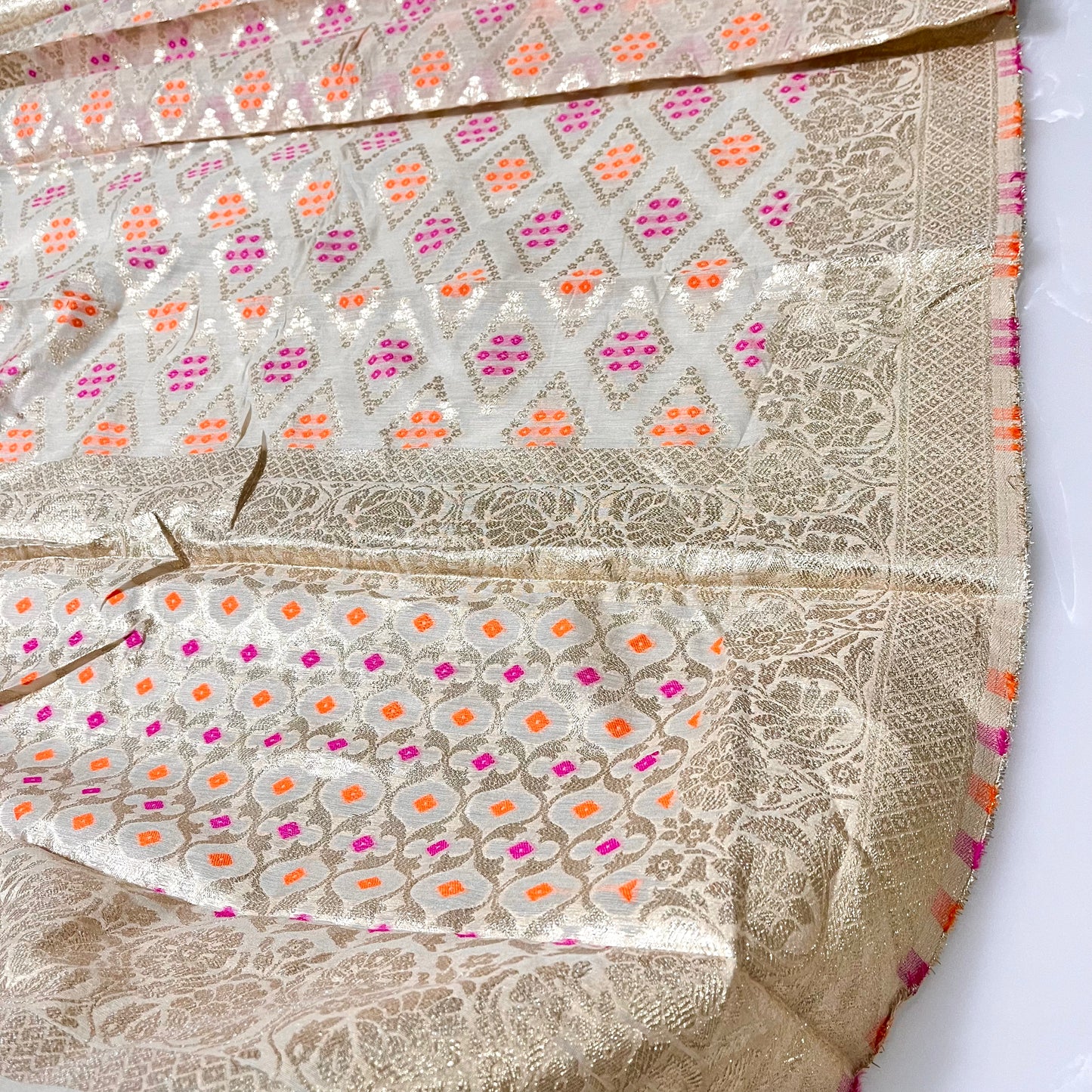 Soft Silk Jacquard Bandhani Dupatta