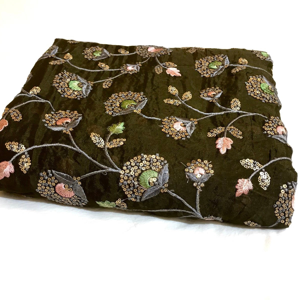 Pure Chinon Sequence Embroidery Combo
