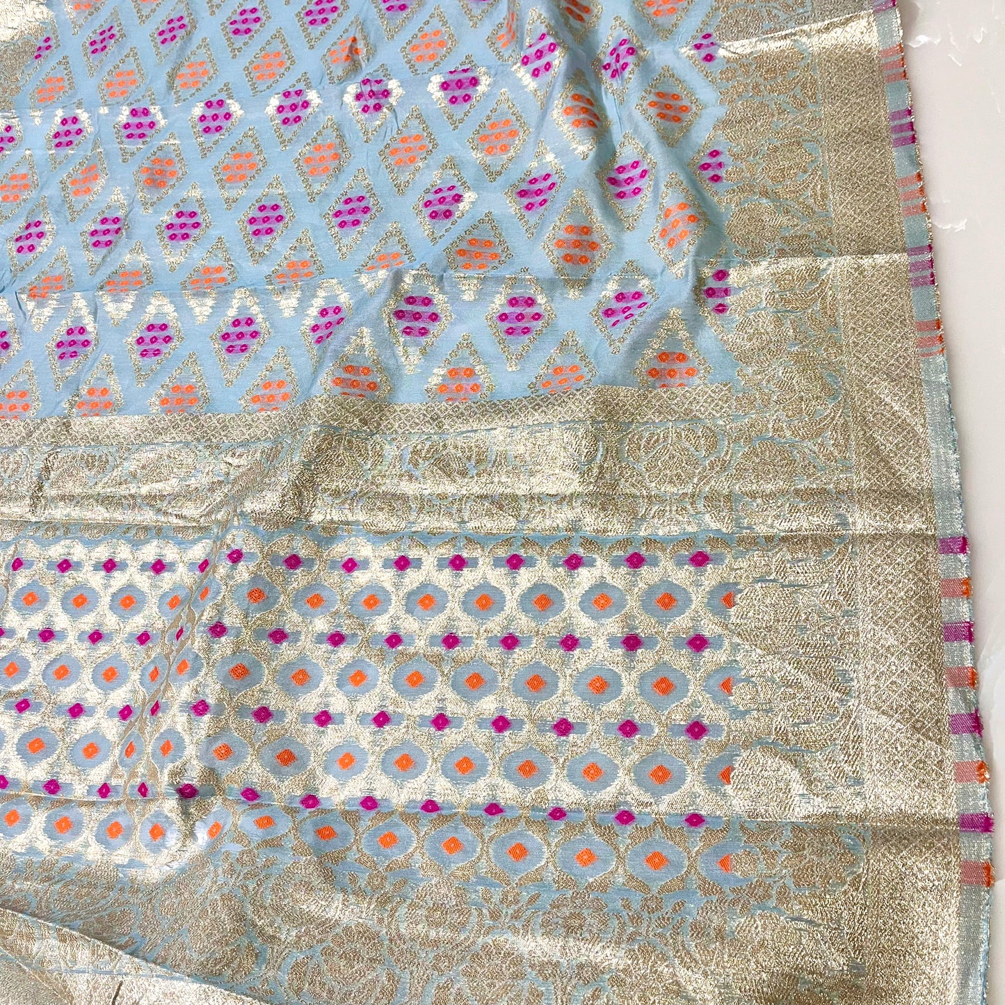 Soft Silk Jacquard Bandhani Dupatta