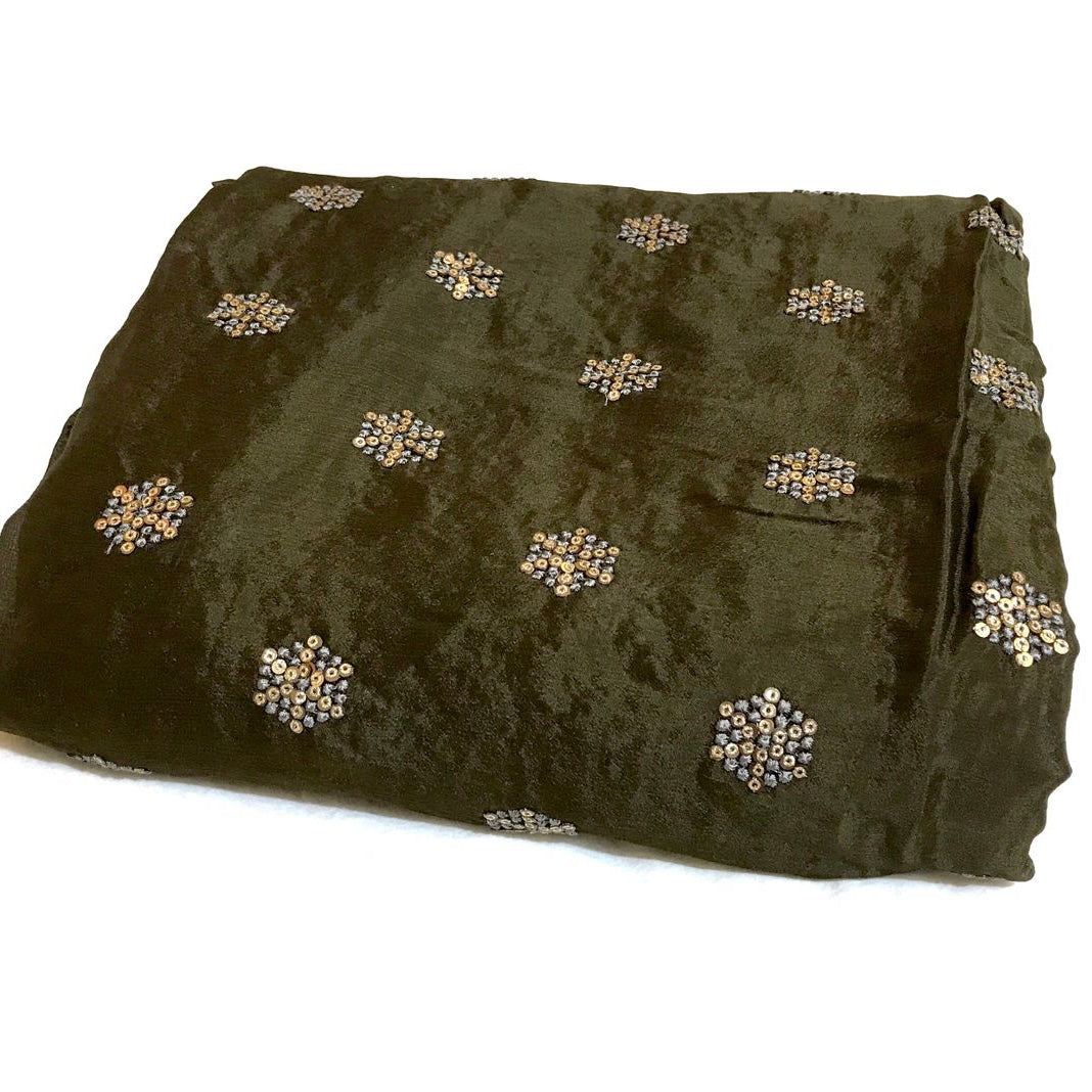 Pure Chinon Sequence Embroidery Combo